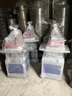 Hydraulic Nylon Punching Machine