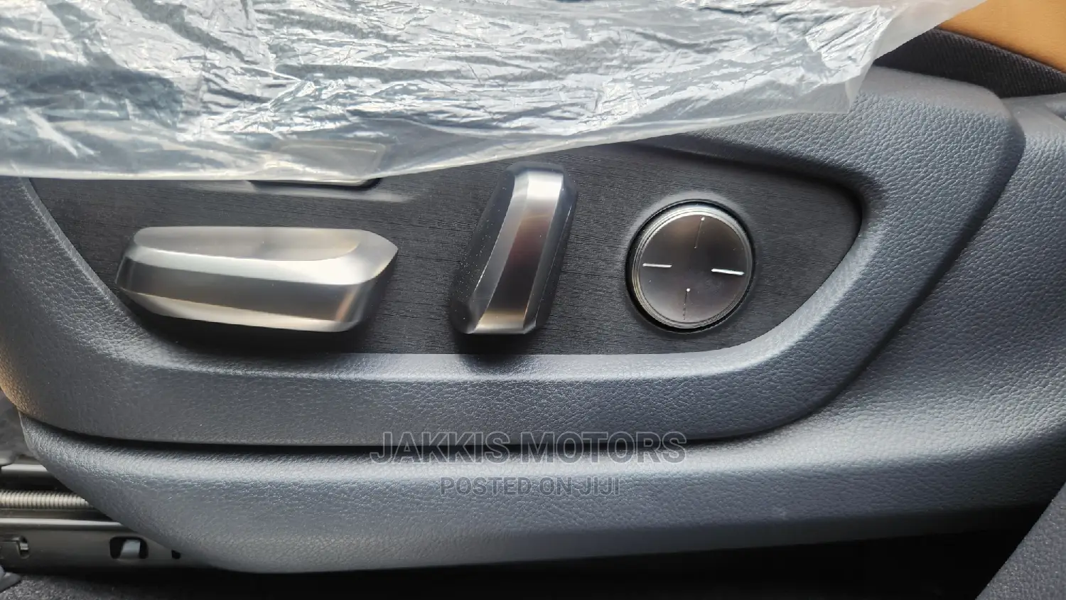 New Lexus LX 2023 Gray