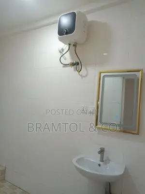 3bdrm Block of Flats in With Bq, Wuye for rent