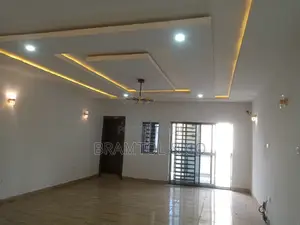 3bdrm Block of Flats in With Bq, Wuye for rent