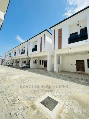 4bdrm Apartment in Lekki for rent