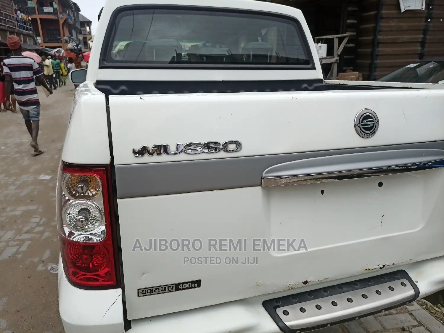 Car 2005 White