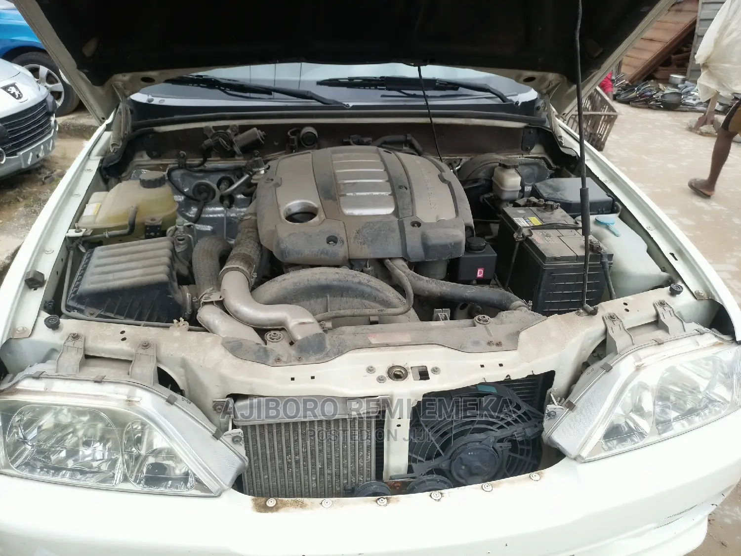 Car 2005 White