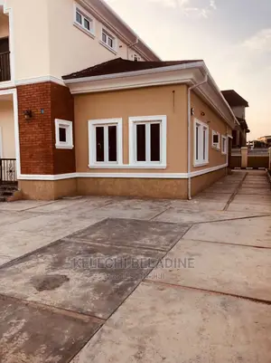 Photo - 5bdrm Duplex in Lugbe District for sale