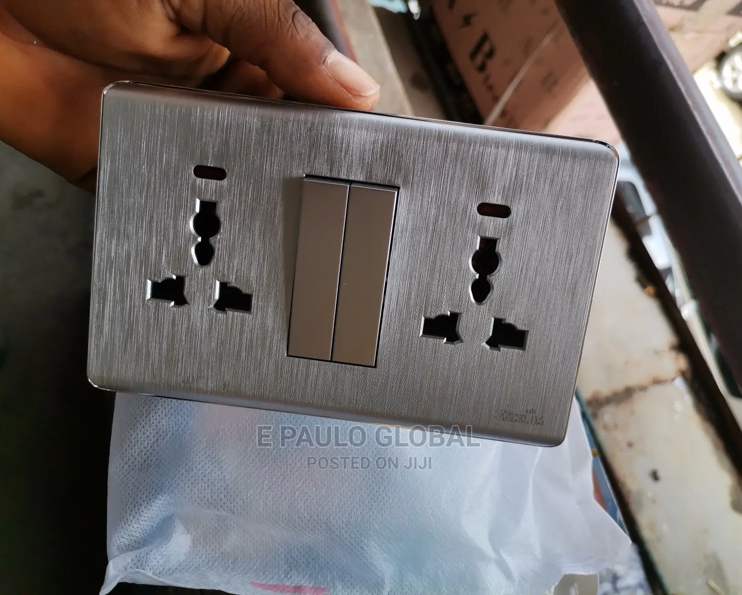 13a/250v Double Socket