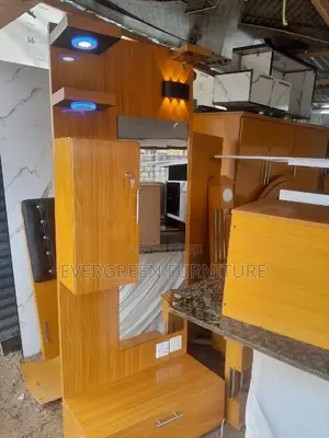 3x6 Full View Dressing Mirow Stand