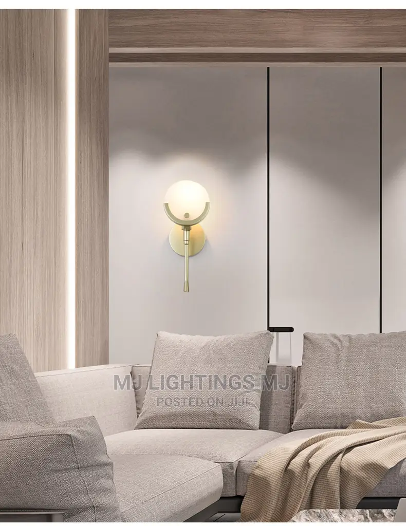 Luxury Gold Wall Mounted Light.