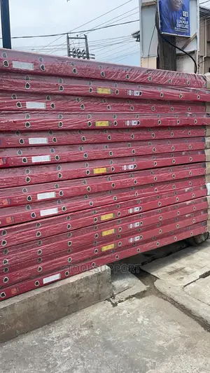 Fibreglass Heavy-Duty Extension Ladder
