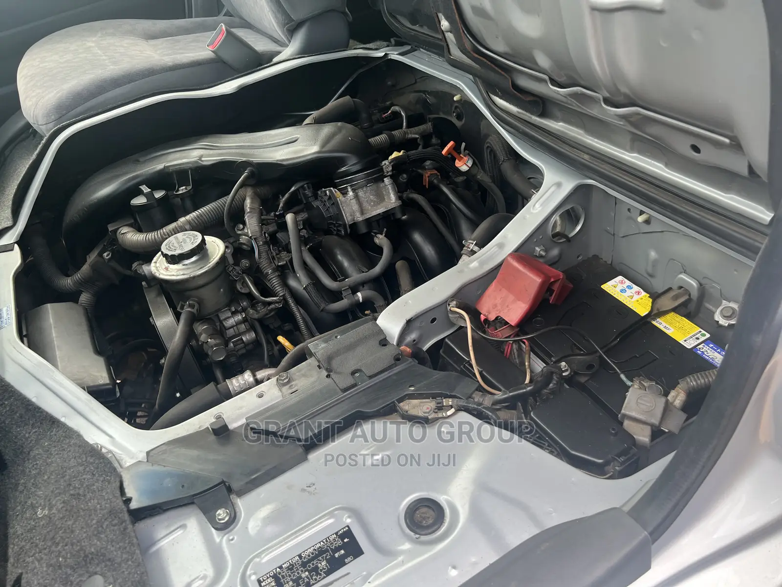 Toyota HiAce 2010 Silver