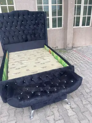 Quality 4.5by6 Upholstery Padded Bed Frame With One Footrest