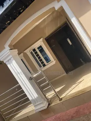 Furnished 2bdrm House in Alagbaka Extension, Akure for sale