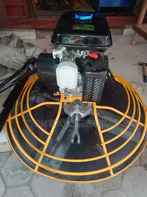 Robin Engine Power Trowel
