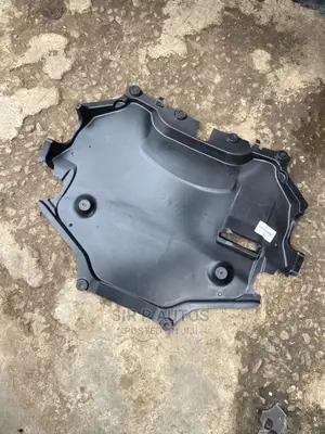 All Type of Mercedes Benz Engine Covers Are Available