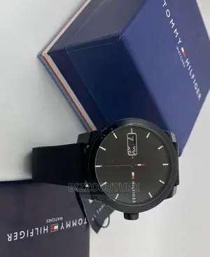 Original TOMMY HILFIGER Rubber Strap Available in Store