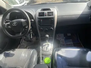 Toyota Corolla 2013 Blue