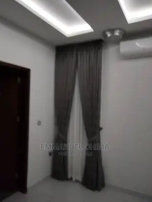 Classic Curtain With Pleat Design