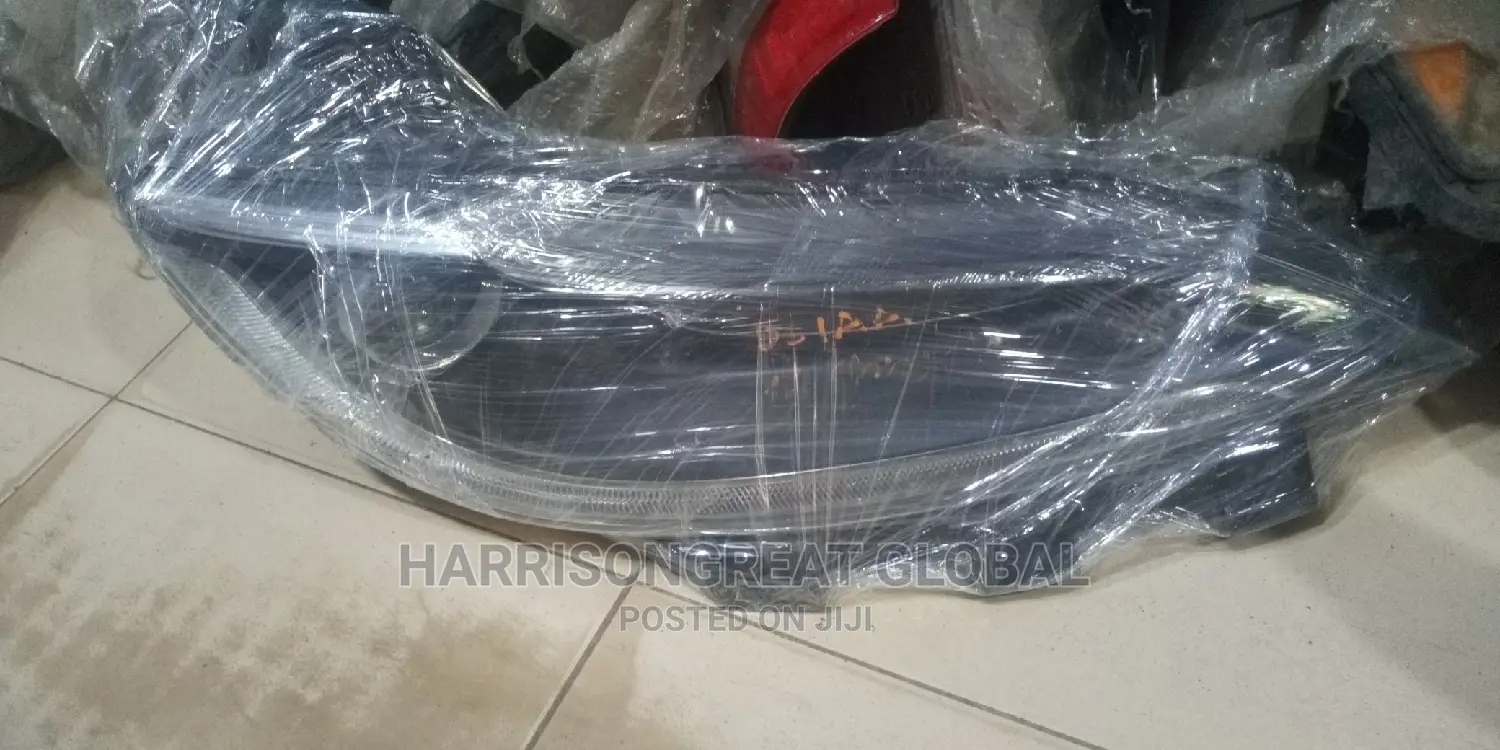Head Lamp for Chrysler 200C 2017 Model