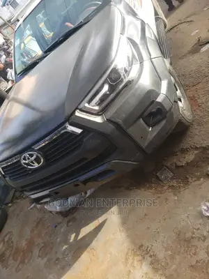 Upgrade Kit for Toyota Hilux Dubai Model ==,