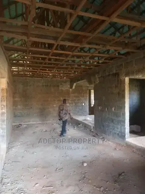 3bdrm Bungalow in Nepal Sco Estate, Ijede / Ikorodu for rent