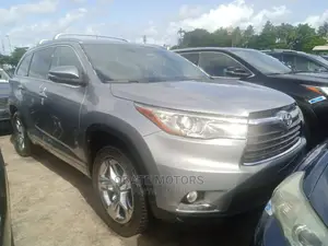 Toyota Highlander Limited Platinum 4dr SUV (3.5L 6cyl 6A) 2015 Silver