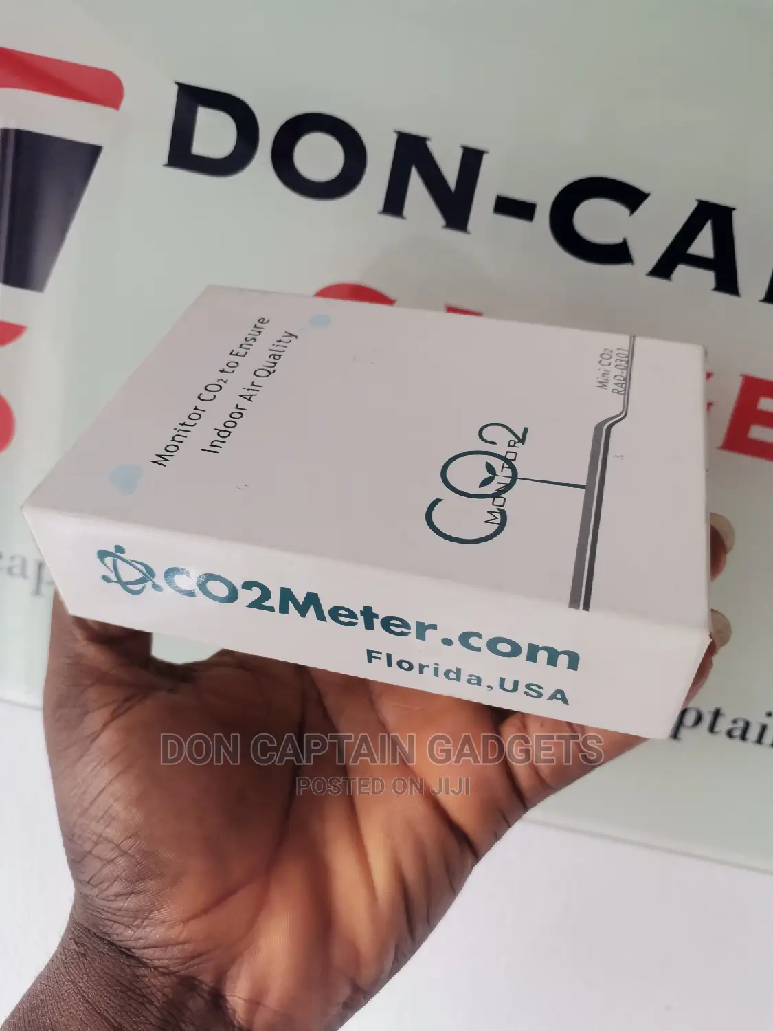 Co2 Mini Indoor Air Quality Monitor