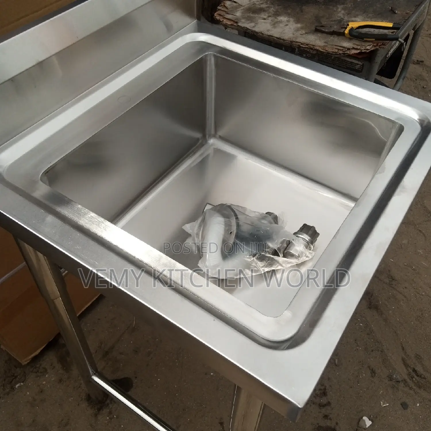 Single Kitchen Sink