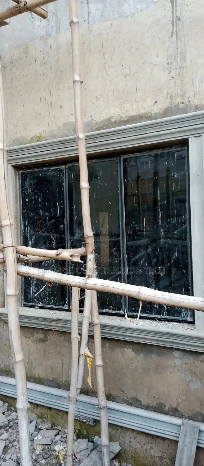 Frameless Window 🪟