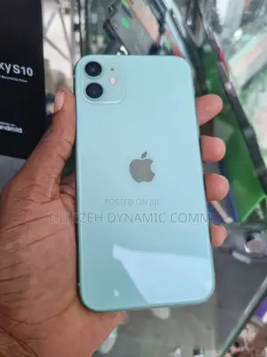 Apple iPhone 11 64 GB Blue
