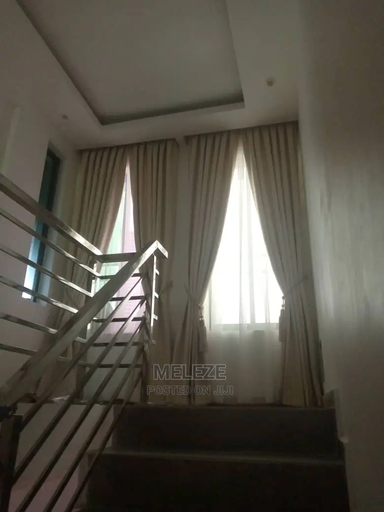 Turkish Curtain