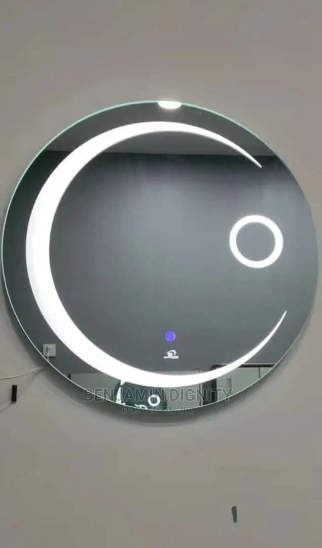 Mirror With Light