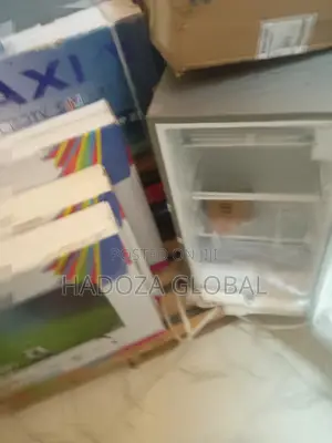 Elegant Chrome Trimming Bruhm 93 LTRS Table Top Fridge