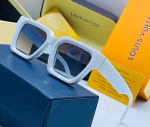 Original TOMMY HILFIGER Sunglasses Available in Store