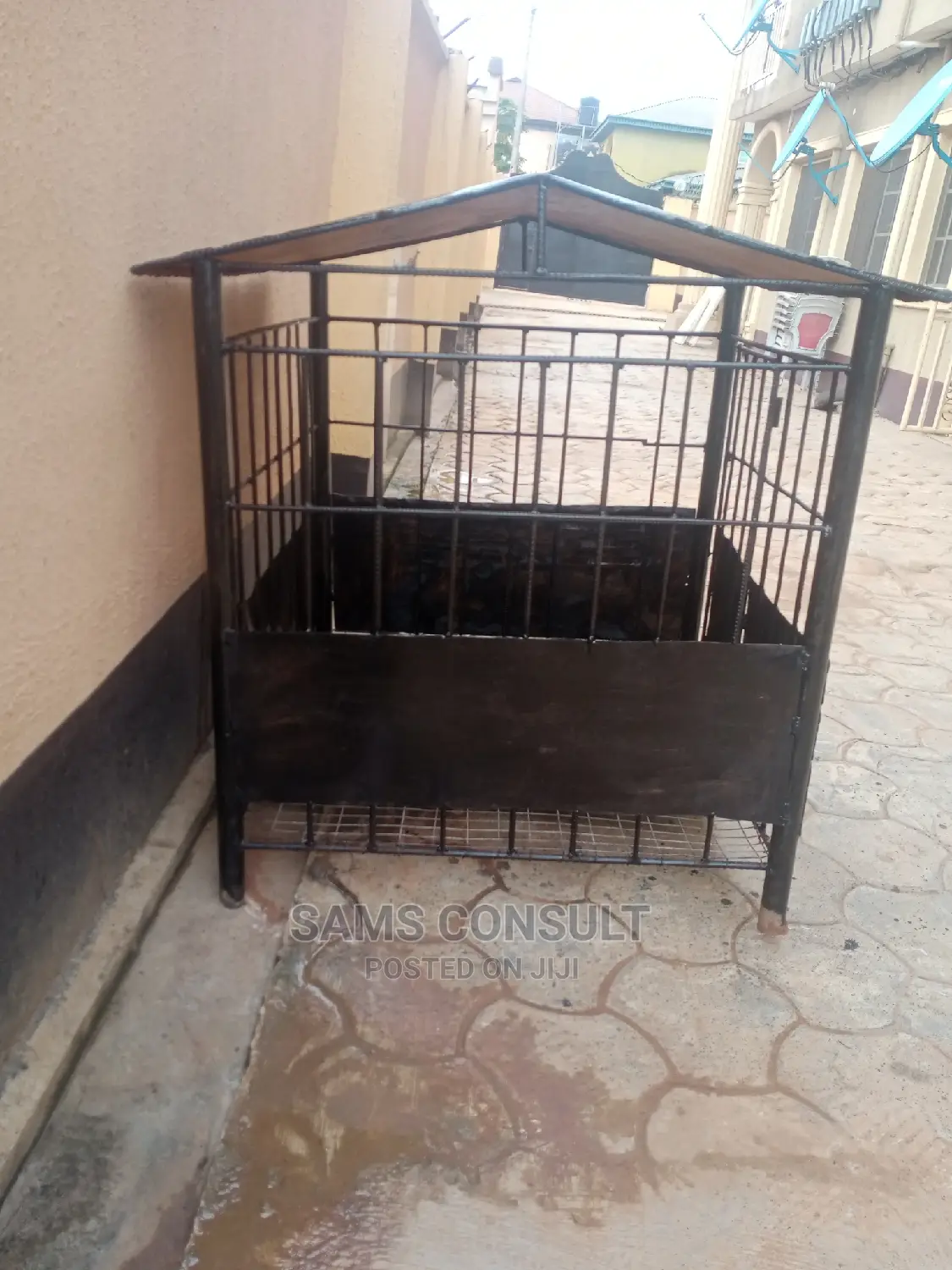 Full Iron Dog Cage. 3ft X 3ft.
