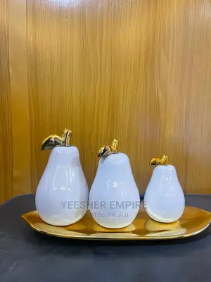 Luxury Pear Shaped Center Pieces