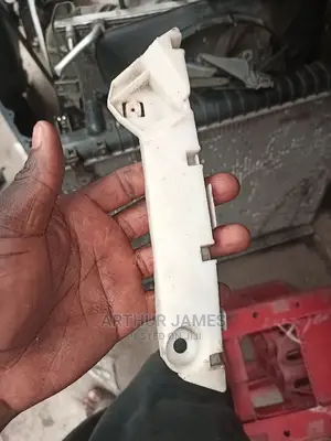 Fender Clips Mazda CX-9 2010