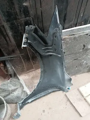 Fender Mazda CX-9 2010
