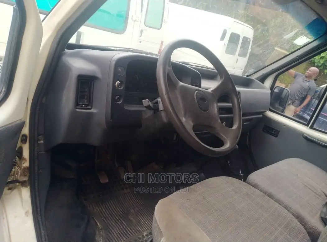 Ford Transit 2005 White