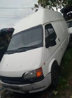Ford Transit 2005 White