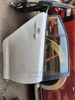 Corolla 2020 Back Door