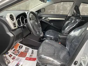 Toyota Matrix 2010 Silver