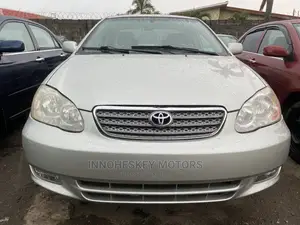 Toyota Corolla LE 2004 Silver