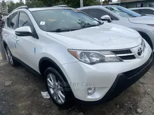Toyota RAV4 2013 White
