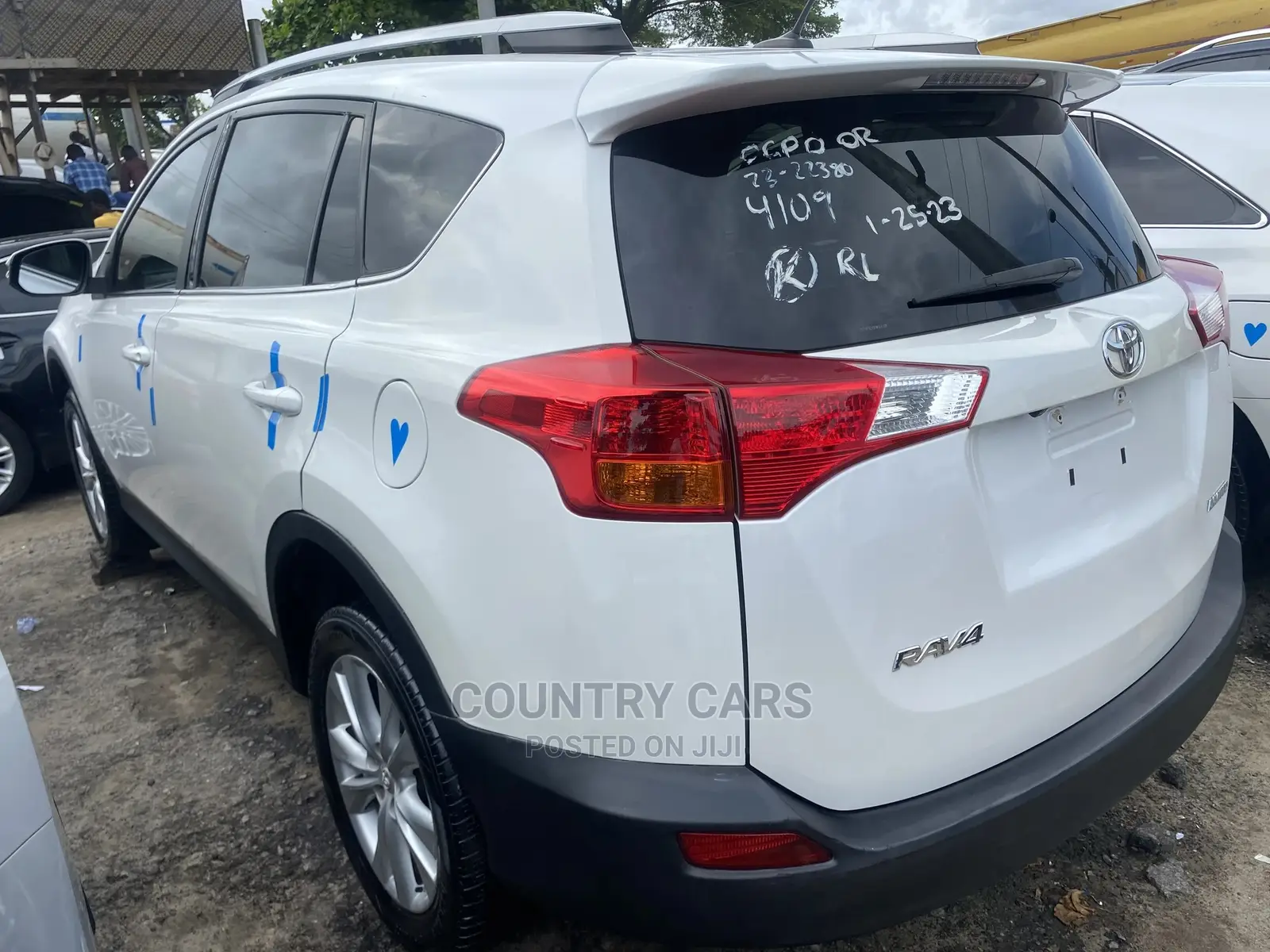 Toyota RAV4 2013 White