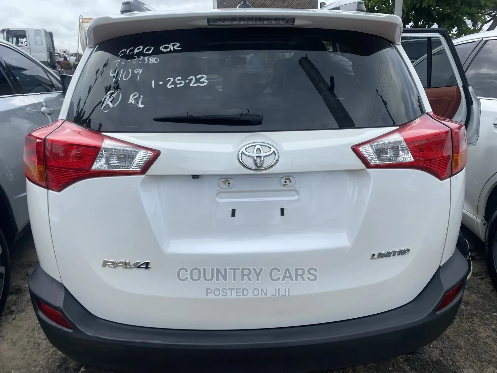 Toyota RAV4 2013 White