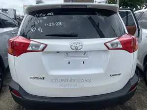 Toyota RAV4 2013 White