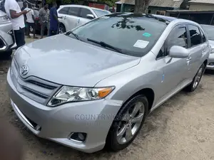 Toyota Venza V6 AWD 2012 Silver