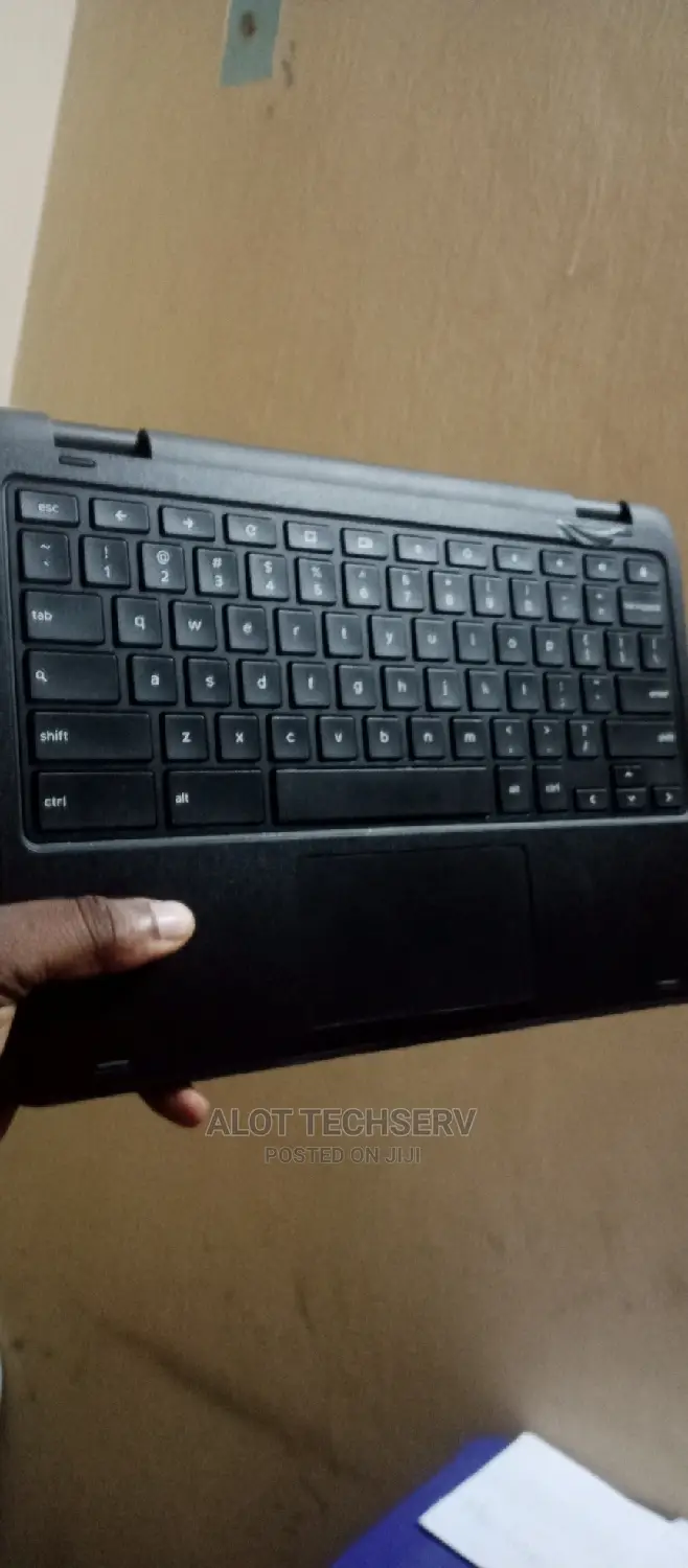 Laptop Dell Latitude 11 3189 4GB Intel SSD 128GB
