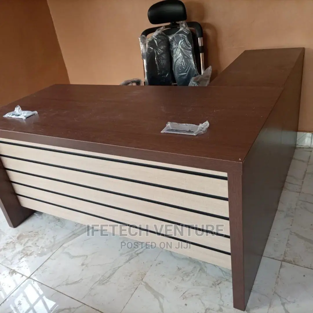 Executive Table With Extension