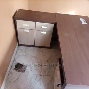 Executive Table With Extension