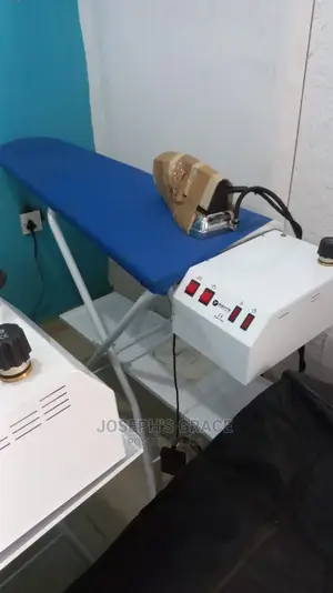 Industrial Finishing Table Vaccum Steam Iron.
